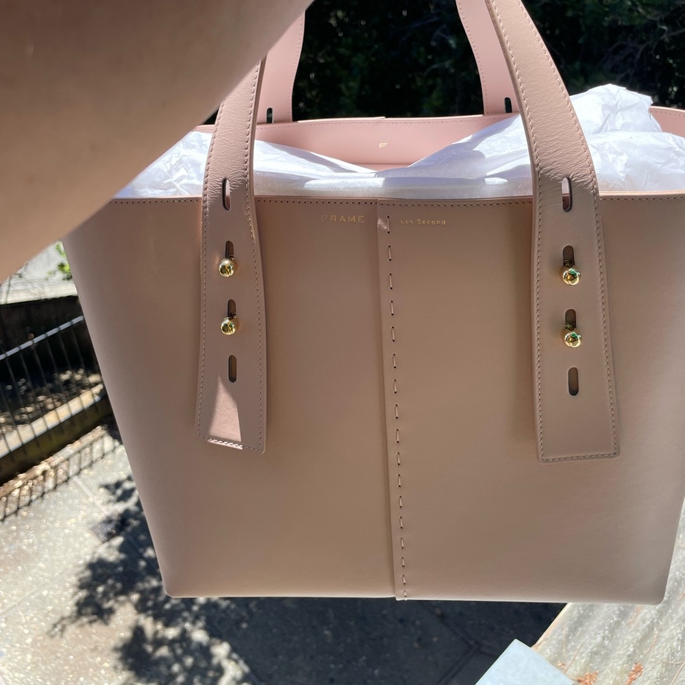 Frame Les Second Medium Tote - Picture 4 of 11